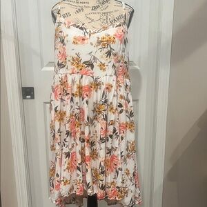 Torrid floral midi length, fully lined dress, size 1, 1X or 14/16